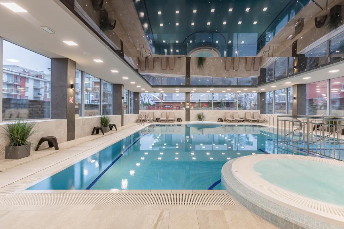 ريفال Apartament Holiday 8/25 المظهر الخارجي الصورة
