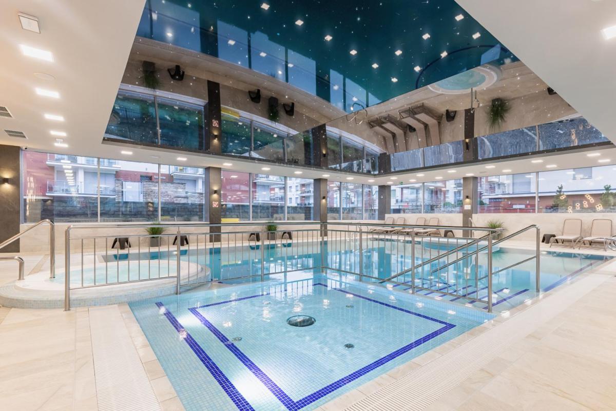 ريفال Apartament Holiday 8/25 المظهر الخارجي الصورة